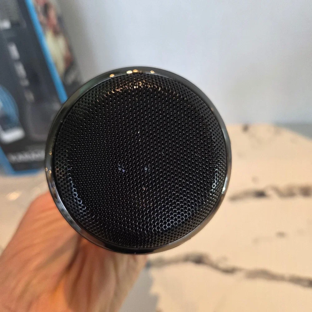 SmartGear Wireless Karaoke Microphone Built-in Speaker Bluetooth‎ Rechargeable